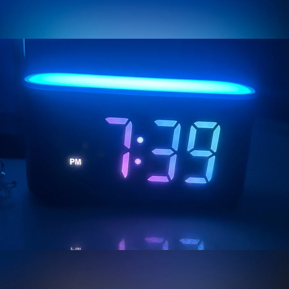 Alarm clock - Picture 2 of 10